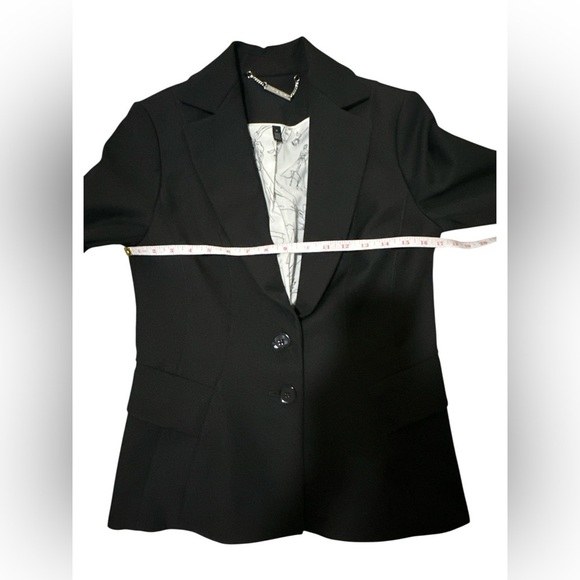 White House Black Market Signature
Blazer Black Size 6 - Picture 8 of 14